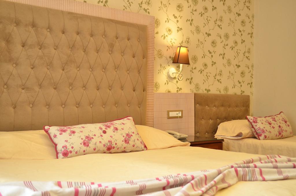 Triple Room,395156241:JPEG